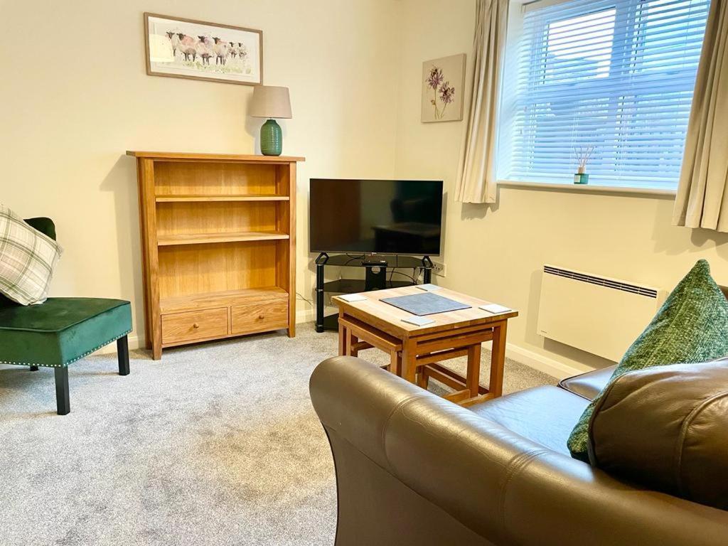 Apartemen 1 Merchants Gate - 2 Bedroom, With Private Parking
