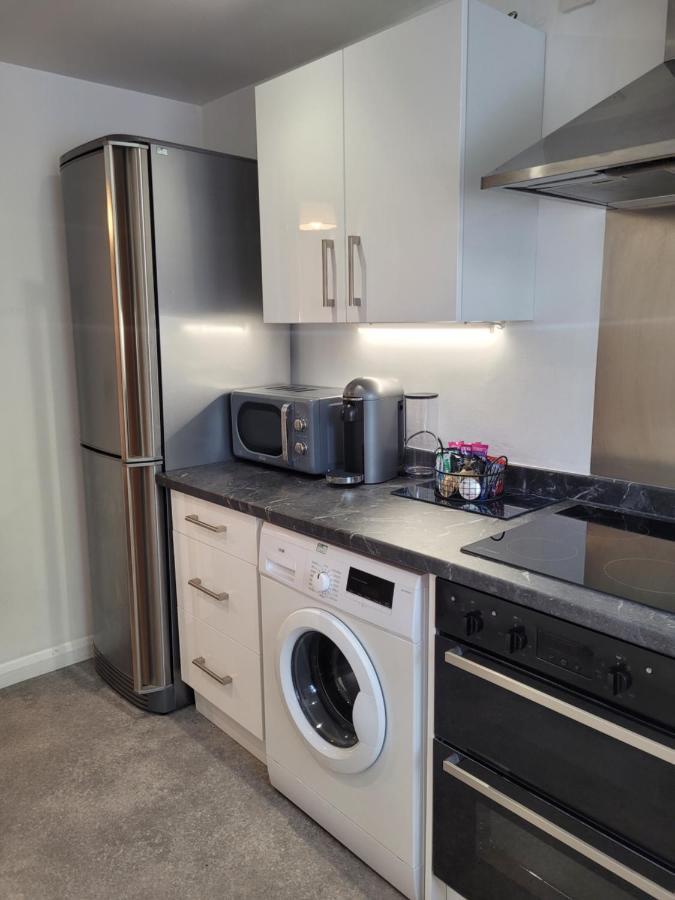 1 Merchants Gate - 2 Bedroom, With Private Parking Apartemen York