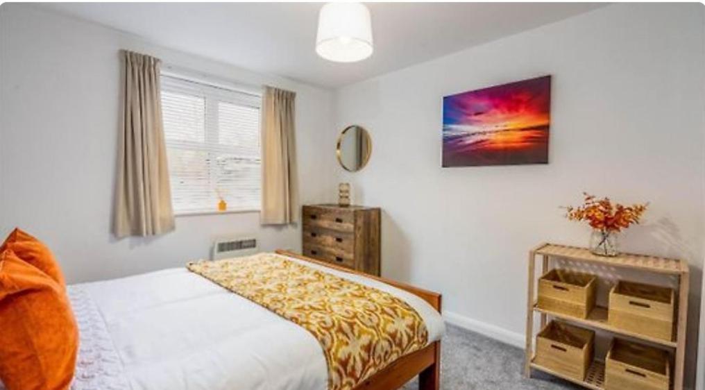 Apartemen 1 Merchants Gate - 2 Bedroom, With Private Parking *
